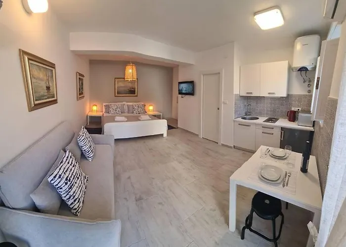 Studio Apartment Marella