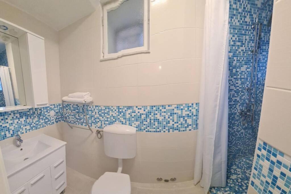 Marella Apartment Vis